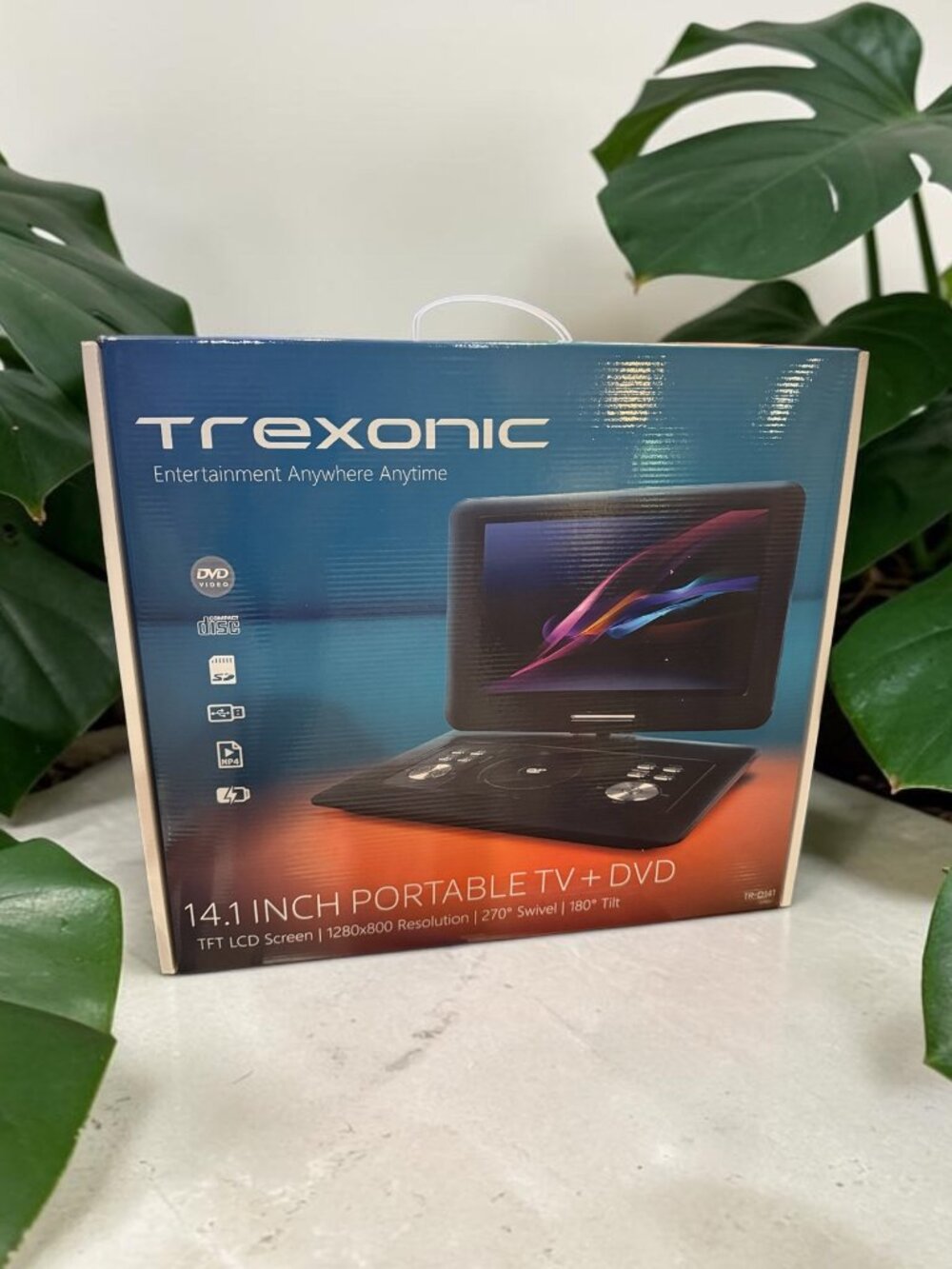 Trexonic 14.1 Inch Portable TV + DVD - NEW